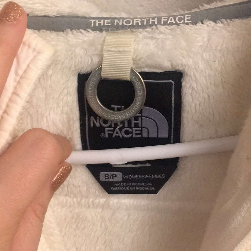 North face winter jacket - Picture 6 of 7